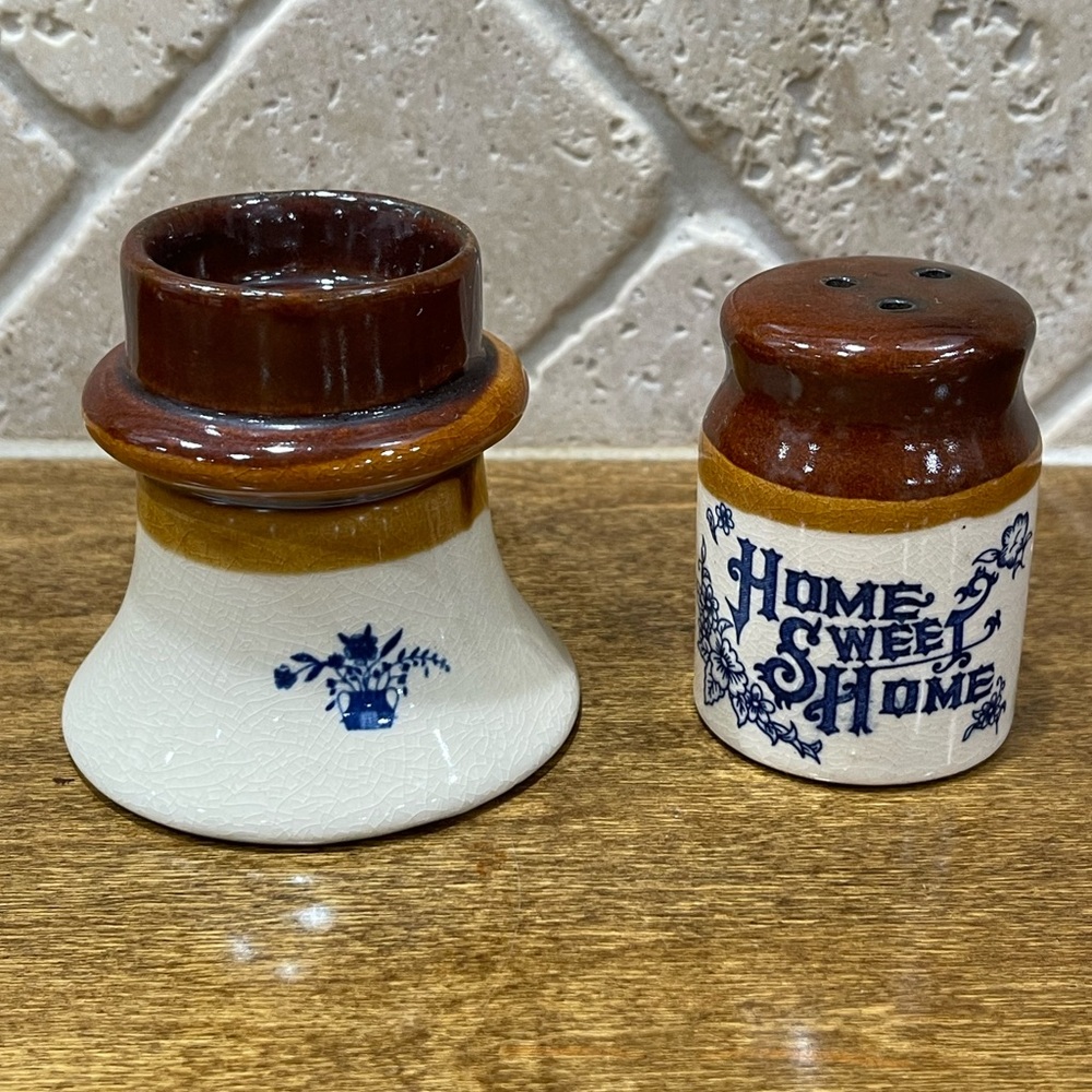 Emson Home Sweet Home Salt or pepper shaker with candle holder